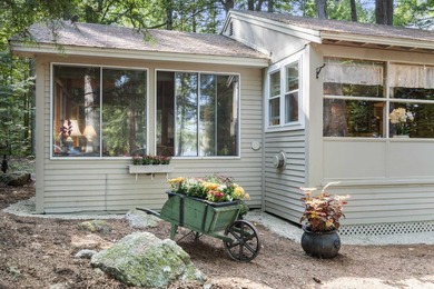 Lake Winnipesaukee Cottage with Deeded 24ft Boat Slip. Discover - photo 39