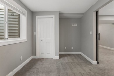 Welcome to 815 Cates Drive in Hunters Ridge. This thoughtfully - photo 46