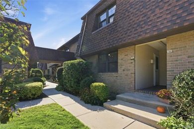 (private lake, pond, coastal) Condo Sale Pending in Copiague New York