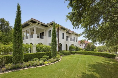 Welcome to a truly one-of-a-kind residence in the exclusive - photo 3
