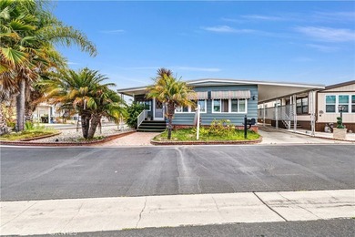 * *MOVE IN READY CORNER LOT WITH TIKI ROOM AND LARGE YARD.* - photo 2