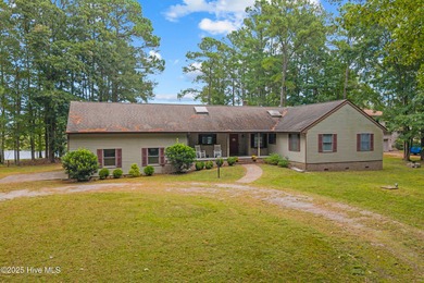 Trent River Home For Sale in New Bern North Carolina