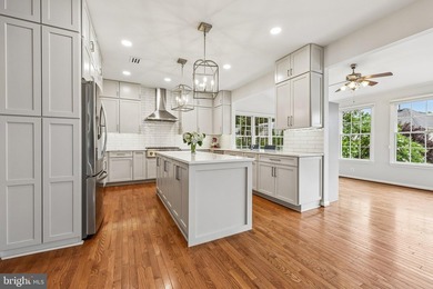 Welcome to this exceptional luxury home in the prestigious - photo 10
