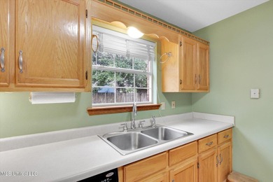 Welcome Home to 8809 Old Walnut Rd in Beautiful Ocean Springs! - photo 14