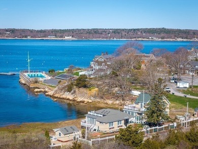 Presenting a rare waterfront Eastern Pt compound spanning 3 - photo 15