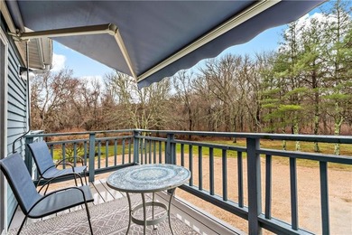 Location, Location ! Well maintained 2 bedroom, 1.5 bath - photo 19
