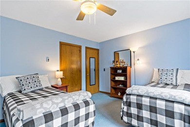 Location, Location ! Well maintained 2 bedroom, 1.5 bath - photo 26