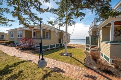 Presenting a rare waterfront Eastern Pt compound spanning 3 - photo 31