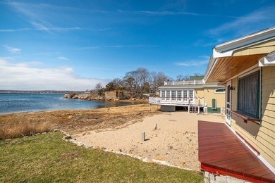 Presenting a rare waterfront Eastern Pt compound spanning 3 - photo 33