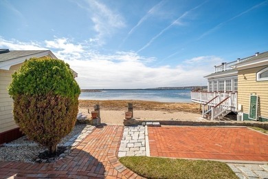 Presenting a rare waterfront Eastern Pt compound spanning 3 - photo 34