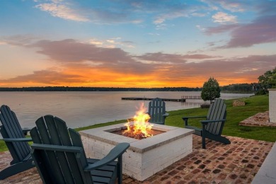 Lake Home For Sale in Malakoff, Texas