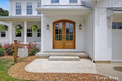 Welcome to 7067 118th, an enchanting Southern cottage just - photo 3