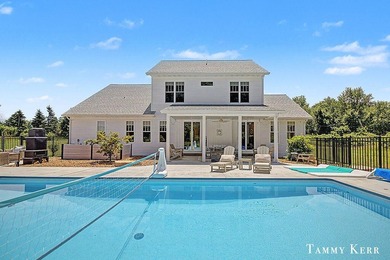 Welcome to 7067 118th, an enchanting Southern cottage just - photo 9