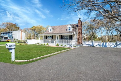 Beautiful Move-In Cape-Cod with Updated Kitchen With Lots Of - photo 13