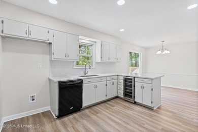 LIFE ON THE LAKE!! GORGEOUS TOTALLY RENOVATED HOME WITH THE MOST - photo 15