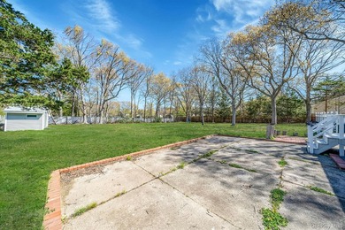 Beautiful Move-In Cape-Cod with Updated Kitchen With Lots Of - photo 15
