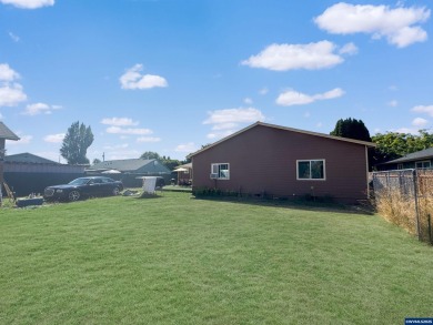 Open House 1/25/26 12-2pm 0.39 Acre property. Beautifully