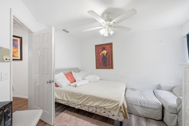 Unapproved Short Sale. Located in the heart of Royal Palm Beach - photo 22