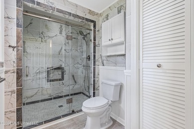 LIFE ON THE LAKE!! GORGEOUS TOTALLY RENOVATED HOME WITH THE MOST - photo 25