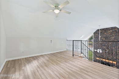 LIFE ON THE LAKE!! GORGEOUS TOTALLY RENOVATED HOME WITH THE MOST - photo 27