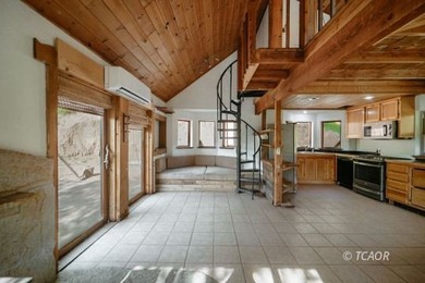 Just 5 miles from Weaverville and easy access to Hwy 299, this - photo 14