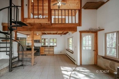 Just 5 miles from Weaverville and easy access to Hwy 299, this - photo 15