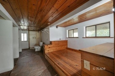 Just 5 miles from Weaverville and easy access to Hwy 299, this - photo 30