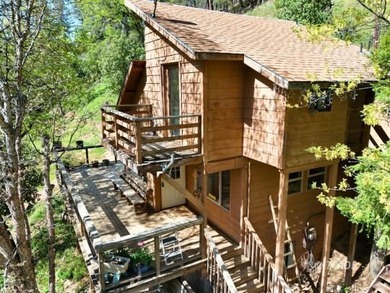 Just 5 miles from Weaverville and easy access to Hwy 299, this - photo 34