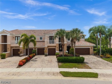Welcome home to the elegance, comfort, and breathtaking views of - photo 1