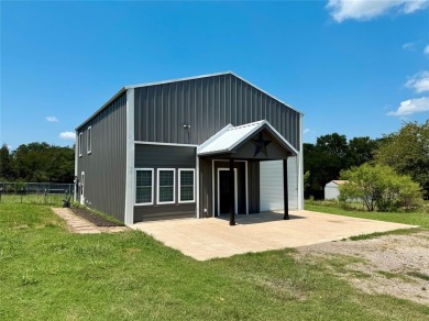 Lake Home For Sale in Seven Points, Texas