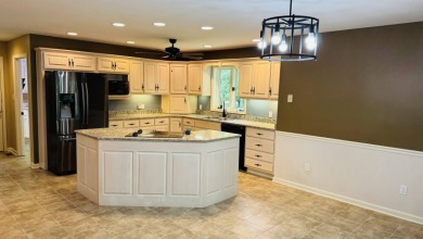 Your lakefront escape awaits! Call Josh! - photo 15