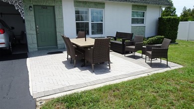 Welcome to your quiet Florida oasis in Tyrone Villas! Discover - photo 4