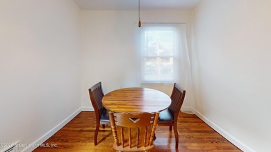 Welcome to 50 Raymond Place! An adorable well maintained 4 - photo 11