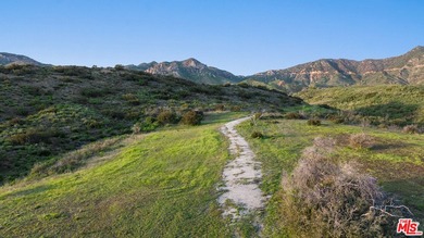 An extraordinary opportunity to acquire 100 pristine acres - photo 2