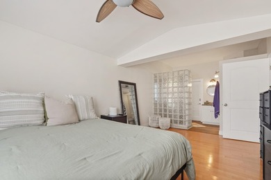 Welcome to this charming Fort Lauderdale home ideally located - photo 12