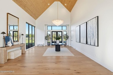Set on more than four pristine acres beneath the iconic backdrop - photo 21