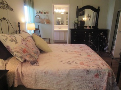 Welcome to Forest Lake Estates!! A 5-star 55+plus gated - photo 27