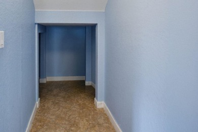 Welcome to this beautifully maintained 4-bedroom, 4-bath home in - photo 28