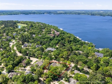 Discover the comfort of this exquisite four bedroom, three bath - photo 35