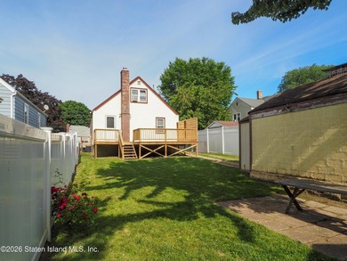 Welcome to 50 Raymond Place! An adorable well maintained 4 - photo 35