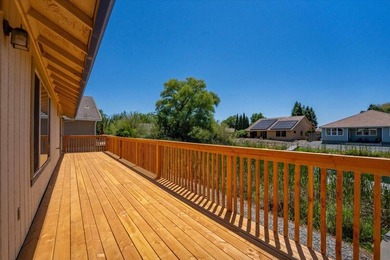 This sweet 1,513 sq. ft. Lake California home is turning heads - photo 36