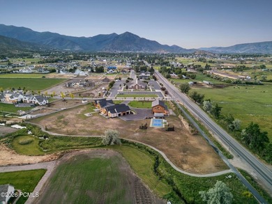 Set on more than four pristine acres beneath the iconic backdrop - photo 49