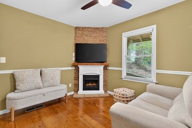 MOUNTAIN LIVING MEETS STORYBOOK CHARM! Creekside serenity - photo 9