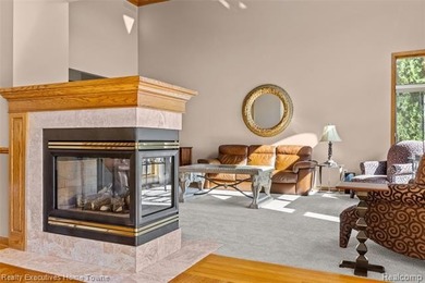Located on one of Golfside's most desirable lots, this custom R - photo 8