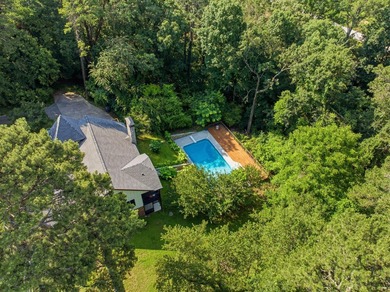Perfectly positioned just minutes from downtown Chattanooga and - photo 16