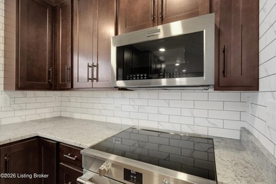 Awesome, immaculate, spacious 4 BR, 3 BA home w/ park-like 1/3 - photo 17