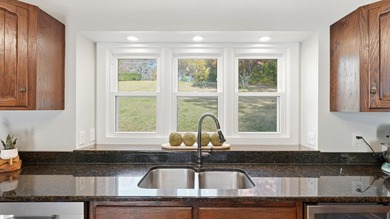 Perfectly positioned just minutes from downtown Chattanooga and - photo 32