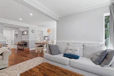Beautifully renovated end-unit townhome in the highly - photo 8