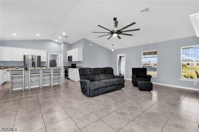 Privacy, upgrades, and peace of mind-this is the home buyers - photo 4