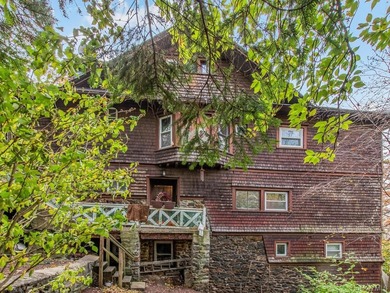 Hudson River Home Sale Pending in Yonkers New York